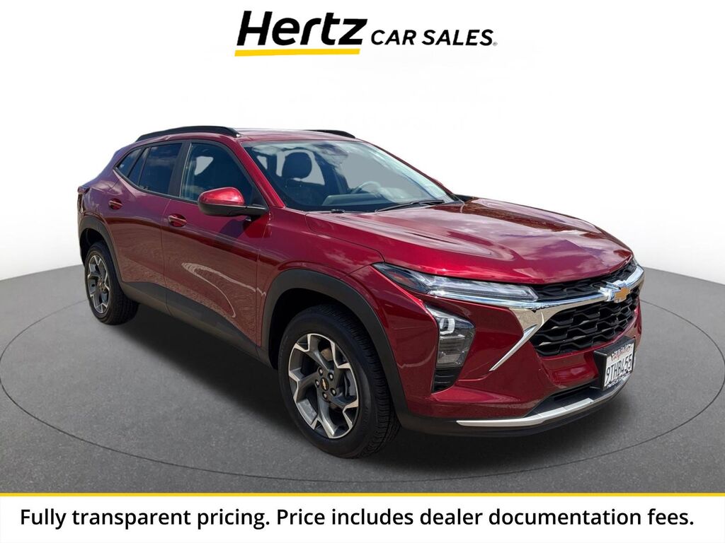 2025 Chevrolet Trax LT — photo 1 of 1