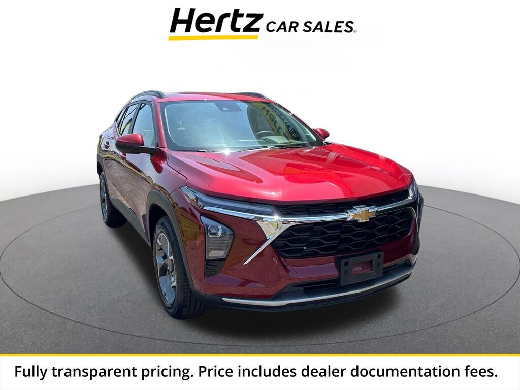 2025 Chevrolet Trax LT — photo 1 of 1