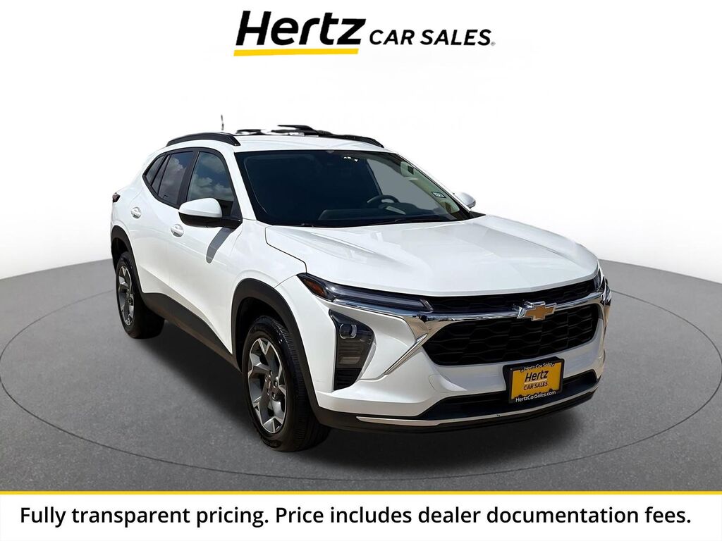 2025 Chevrolet Trax LT — photo 1 of 1