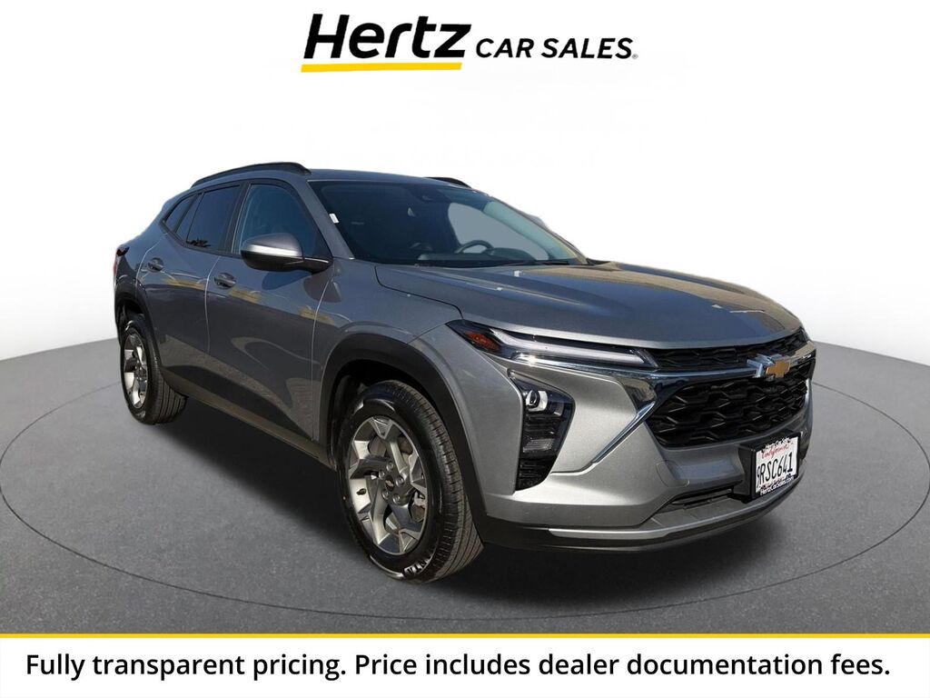 2025 Chevrolet Trax LT — photo 1 of 1