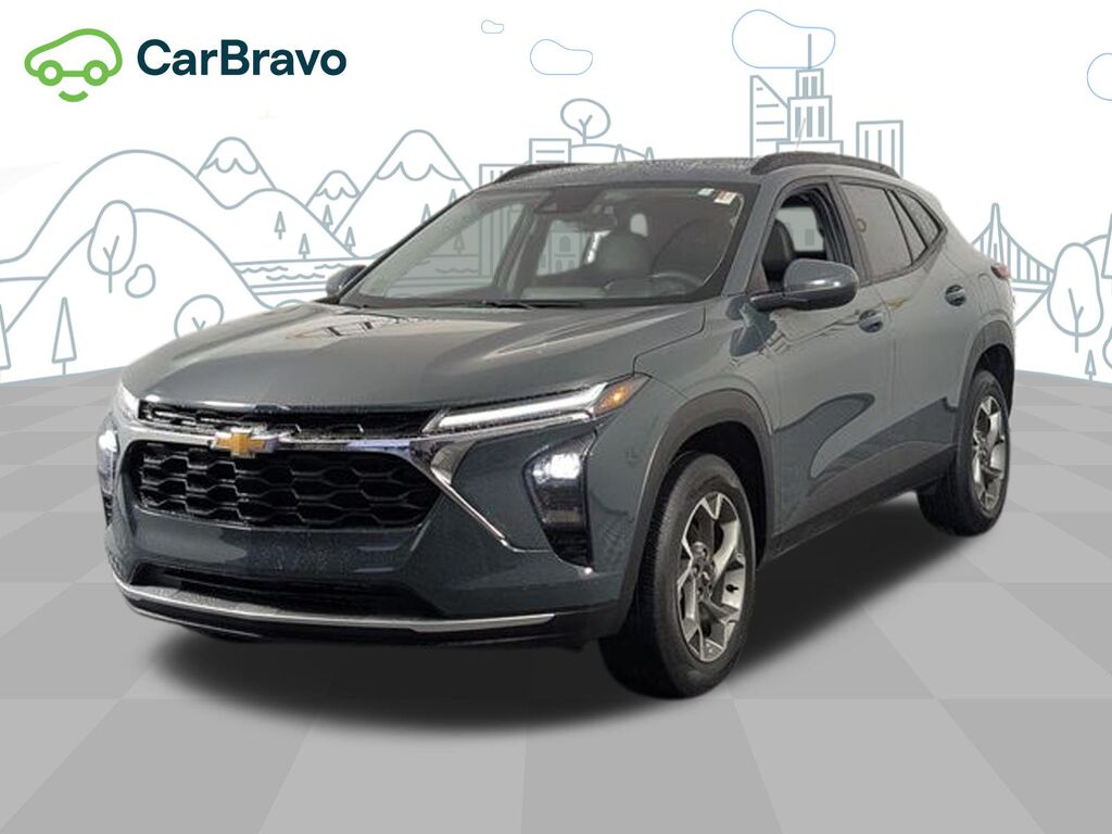 2025 Chevrolet Trax LT — photo 1 of 7