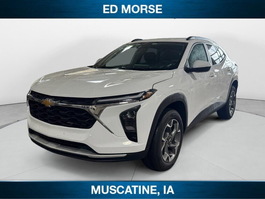 2025 Chevrolet Trax LT — photo 1 of 1