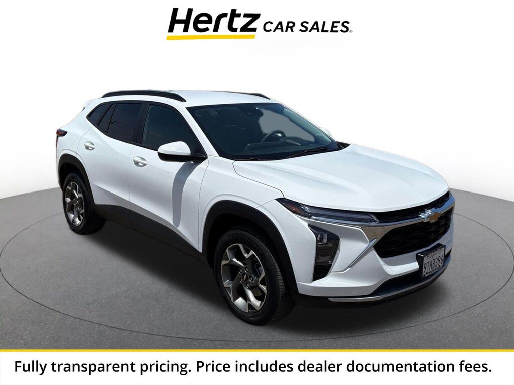 2025 Chevrolet Trax LT — photo 1 of 1