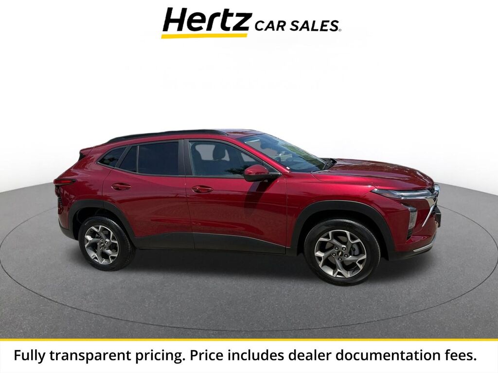 2025 Chevrolet Trax LT — photo 1 of 1