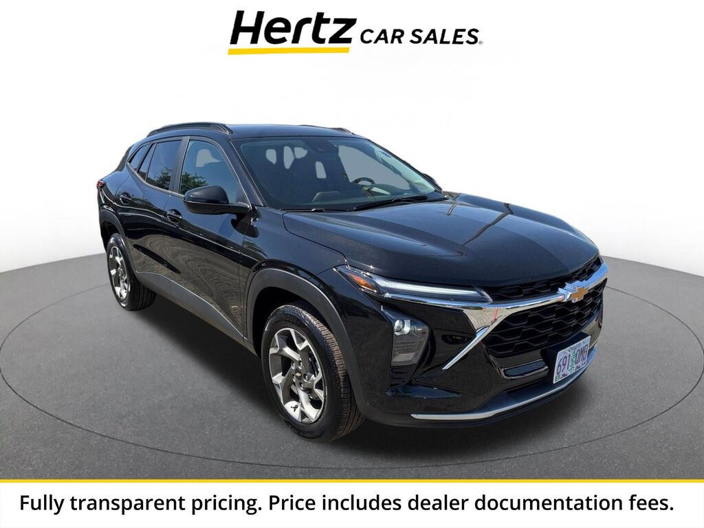 2025 Chevrolet Trax LT — photo 1 of 1