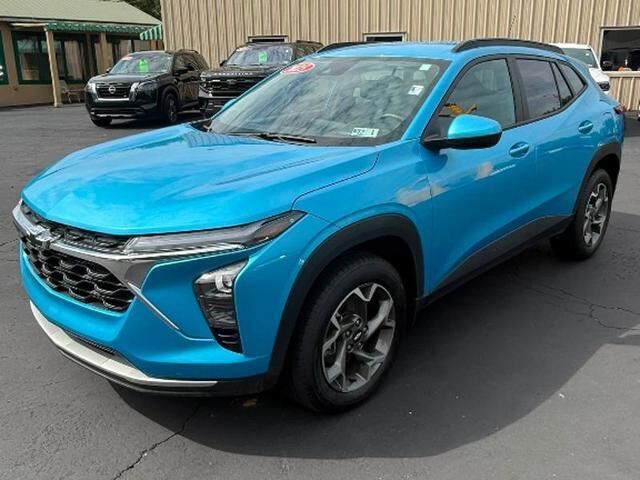 2025 Chevrolet Trax LT