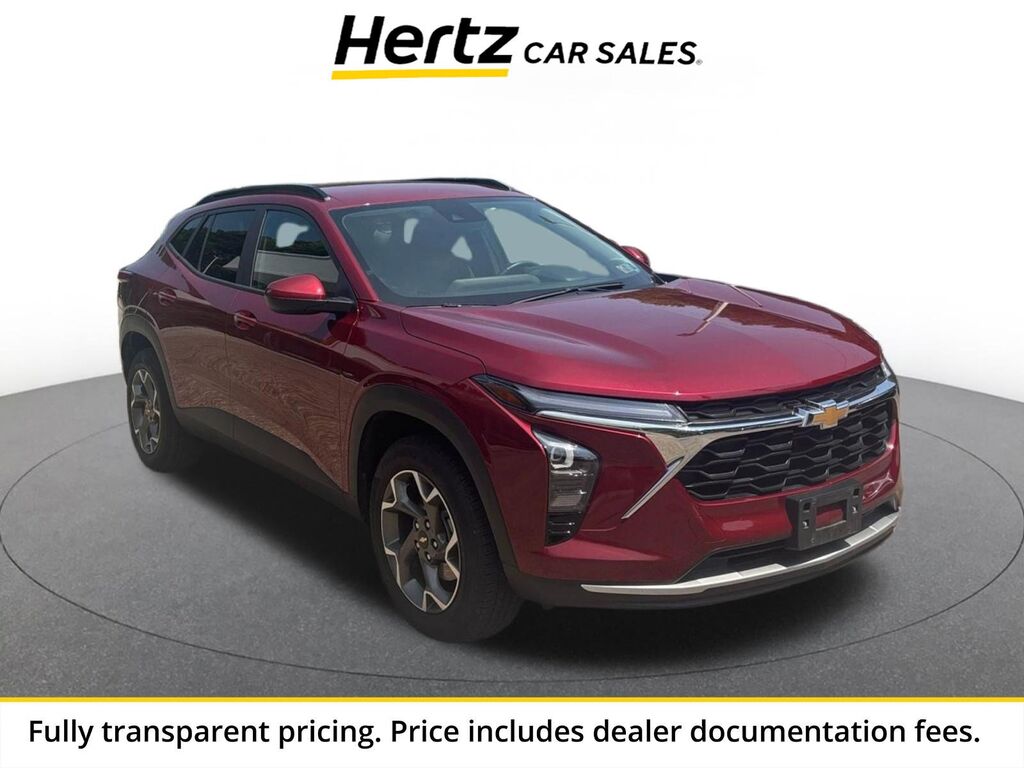 2025 Chevrolet Trax LT — photo 1 of 1