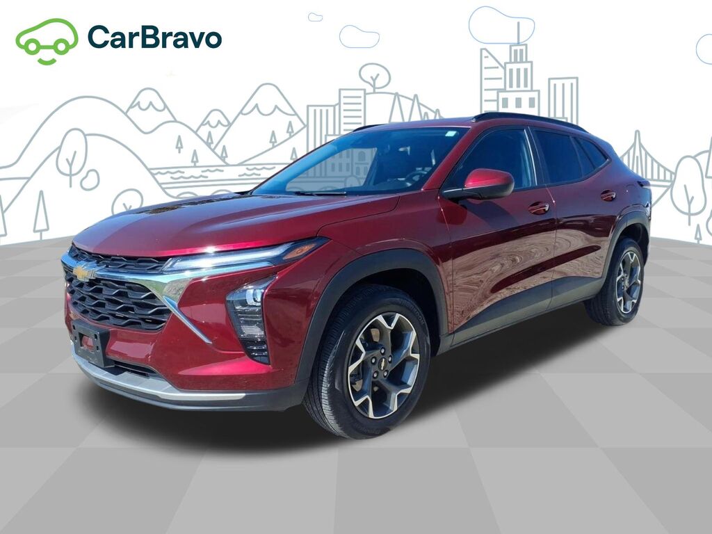 2025 Chevrolet Trax LT — photo 1 of 7