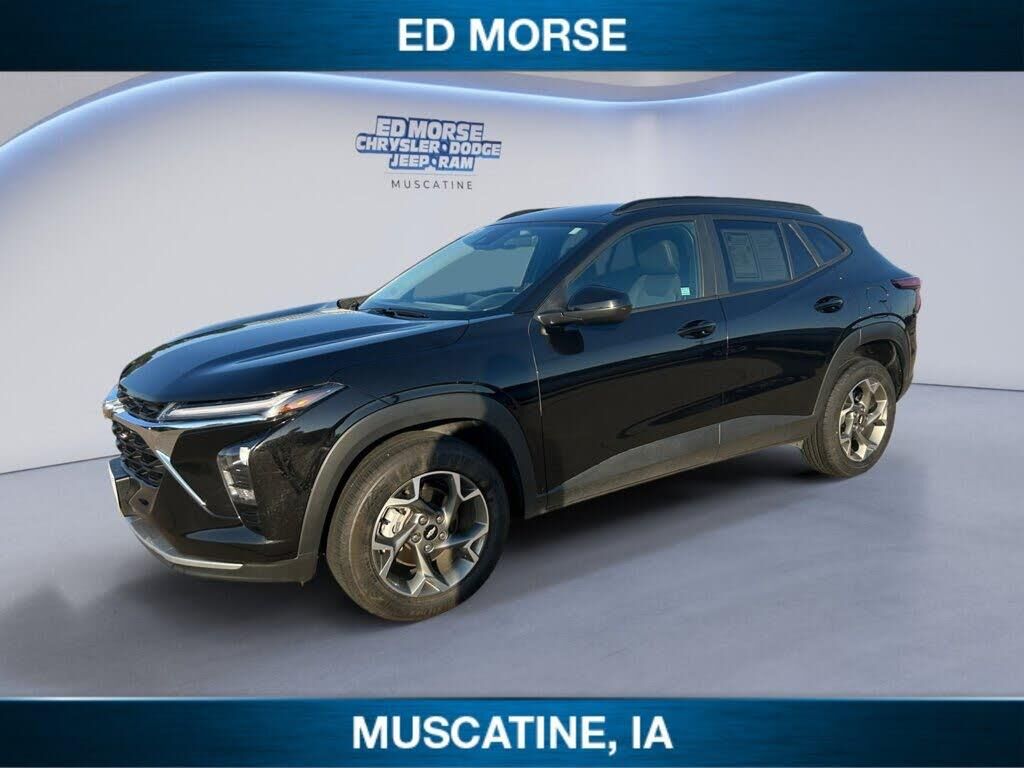 2025 Chevrolet Trax LT — photo 1 of 1