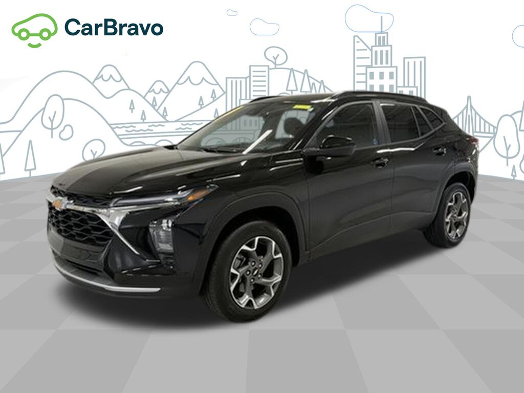 2025 Chevrolet Trax LT — photo 1 of 6