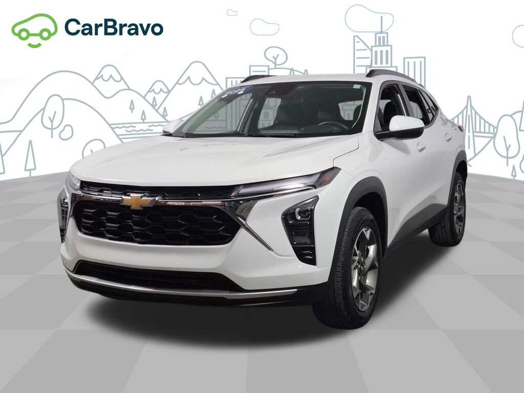 2025 Chevrolet Trax LT — photo 1 of 7