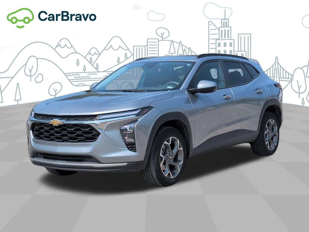 2025 Chevrolet Trax LT — photo 1 of 7