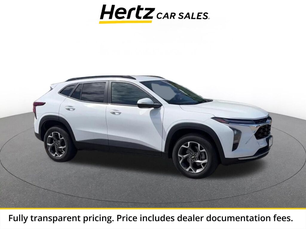 2025 Chevrolet Trax LT — photo 1 of 1