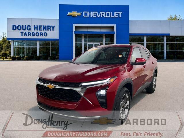 2025 Chevrolet Trax LT