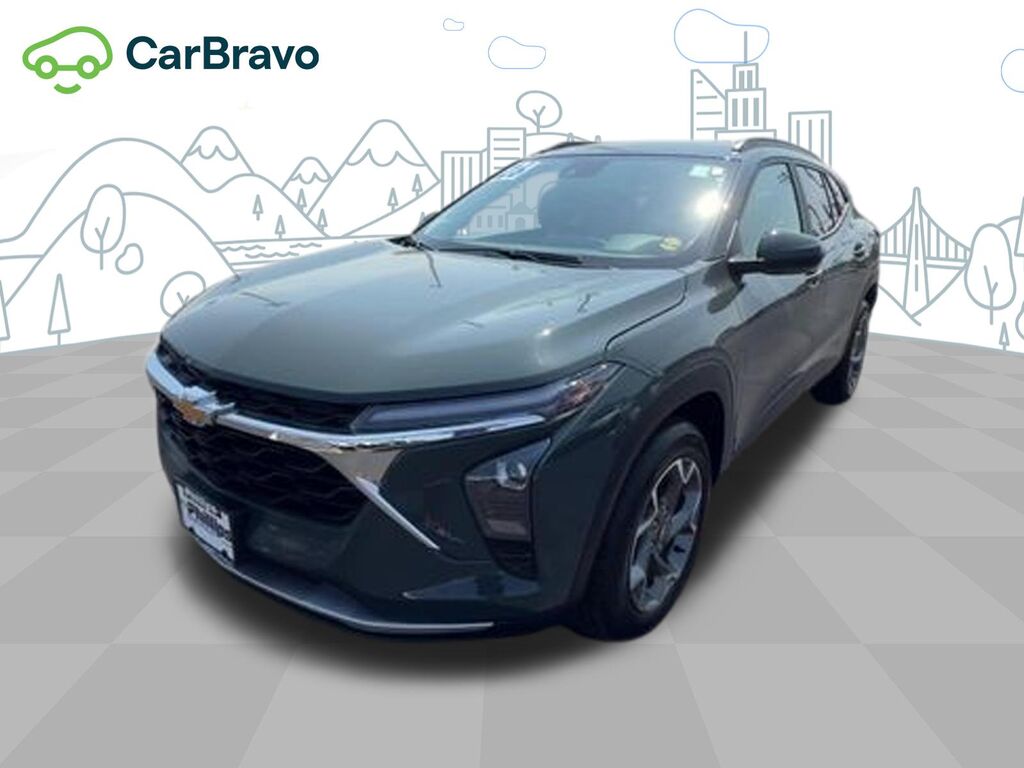2026 Chevrolet Trax LT — photo 1 of 7