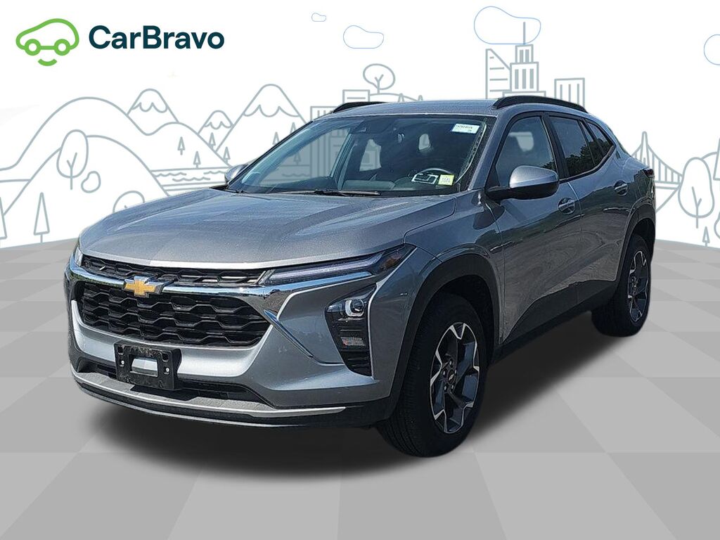 2025 Chevrolet Trax LT — photo 1 of 6