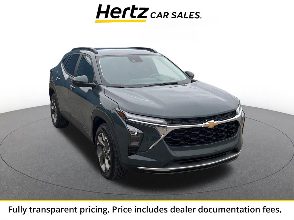 2025 Chevrolet Trax LT — photo 1 of 1
