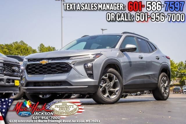 2025 Chevrolet Trax LT