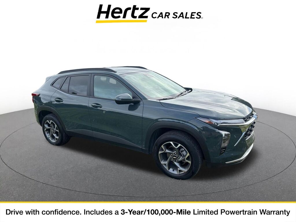 2025 Chevrolet Trax LT — photo 1 of 1