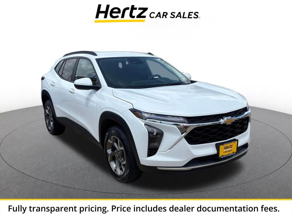 2025 Chevrolet Trax LT — photo 1 of 1