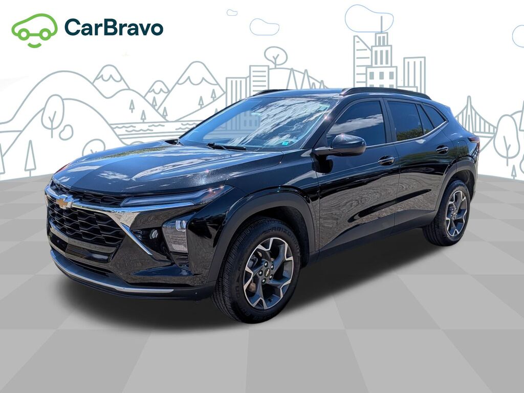 2025 Chevrolet Trax LT — photo 1 of 6