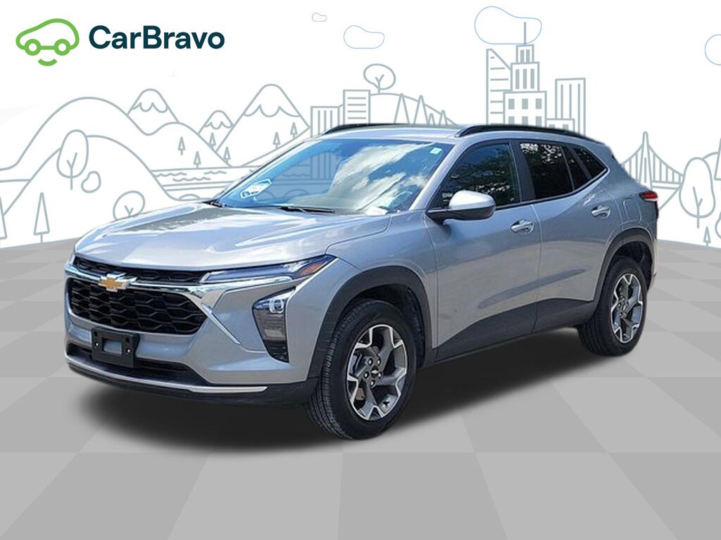 2025 Chevrolet Trax LT — photo 1 of 6