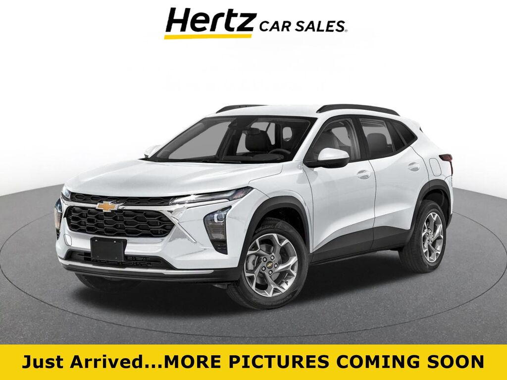 2025 Chevrolet Trax LT — photo 1 of 1