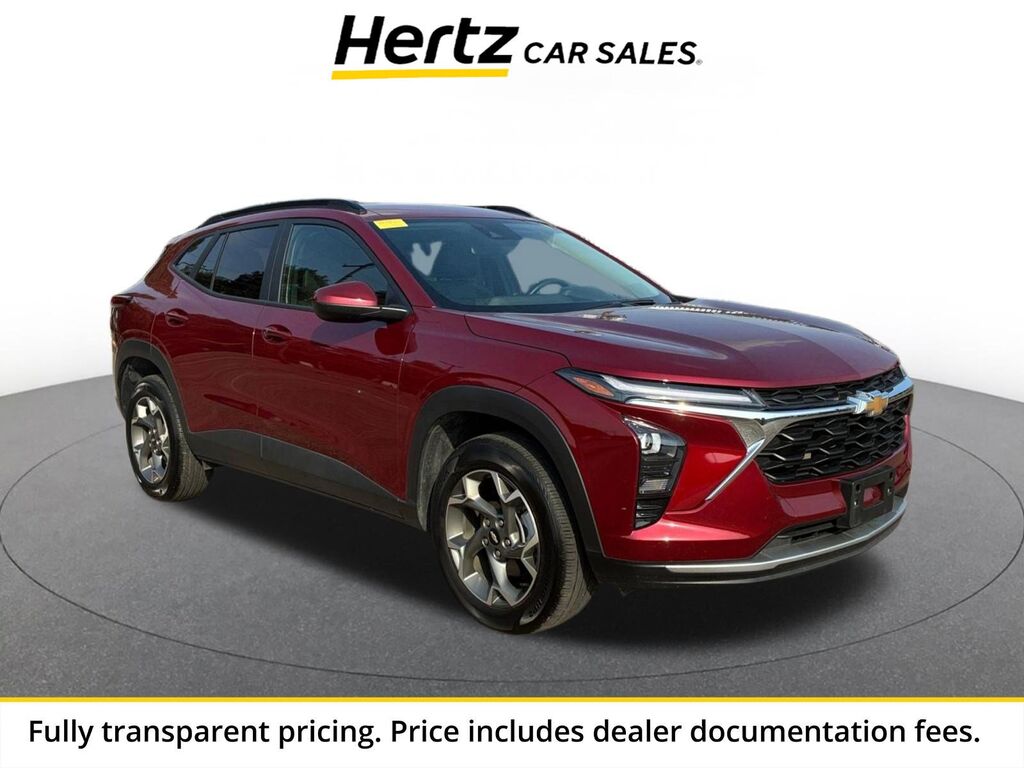 2025 Chevrolet Trax LT — photo 1 of 1