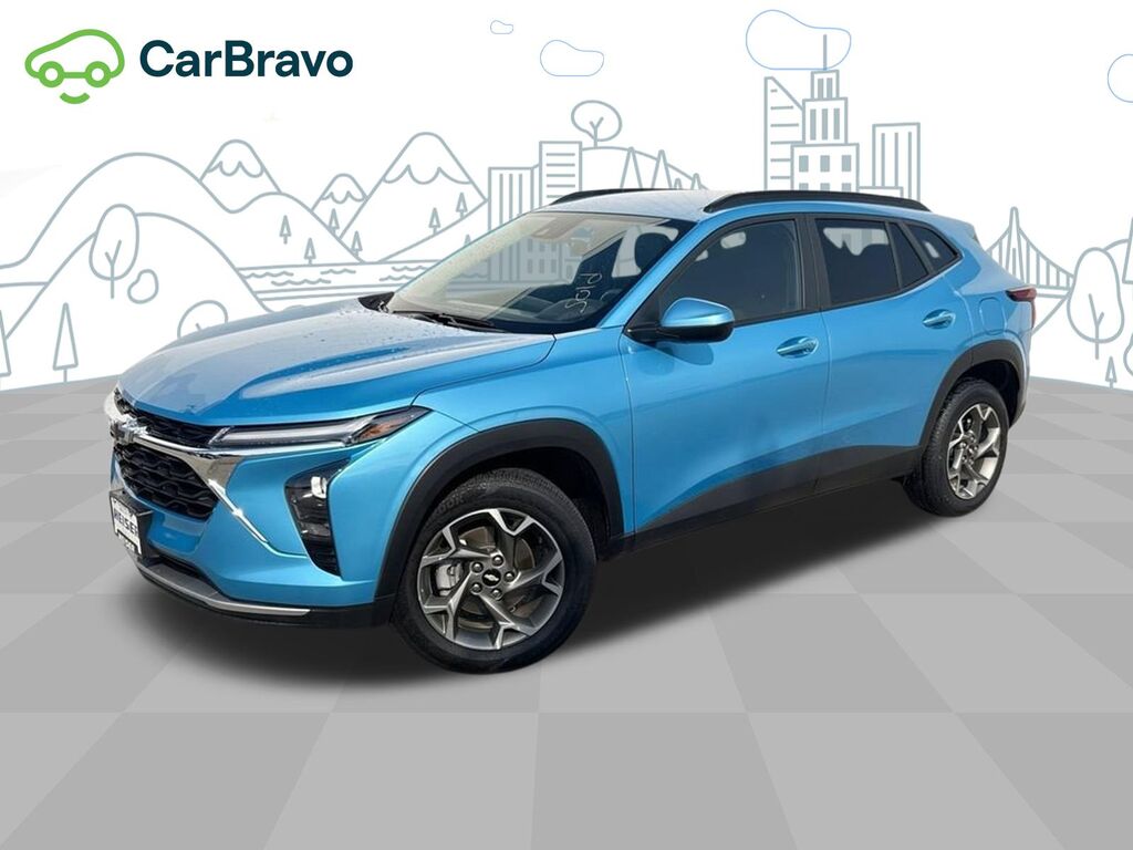 2025 Chevrolet Trax LT — photo 1 of 7