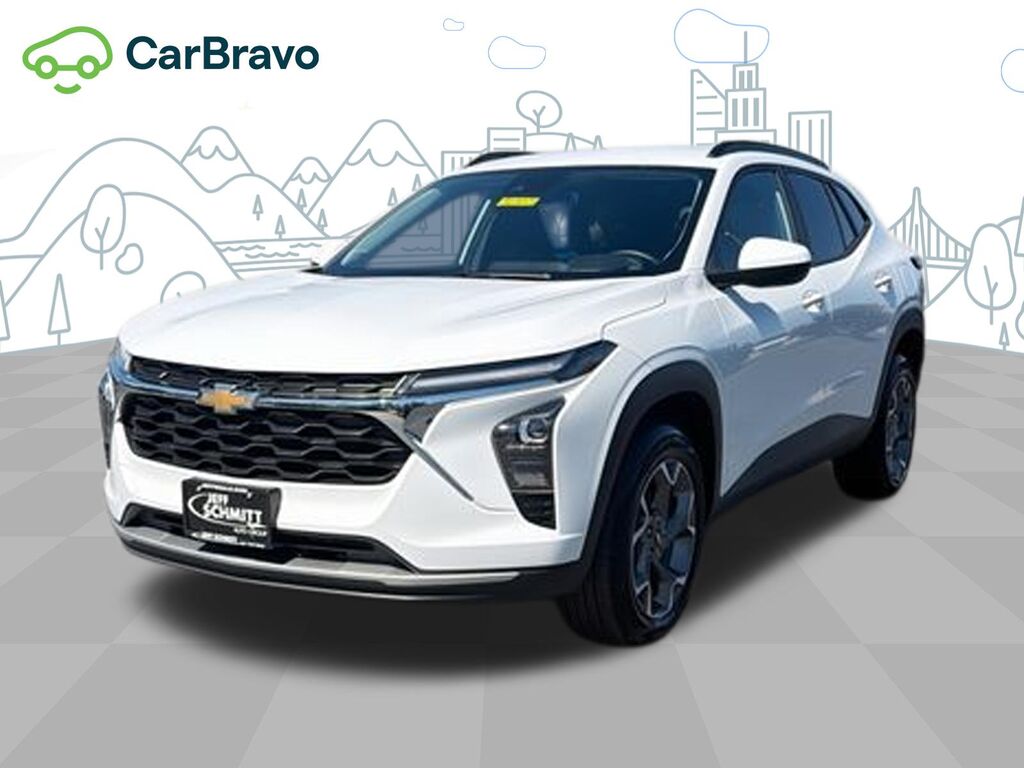 2025 Chevrolet Trax LT — photo 1 of 6
