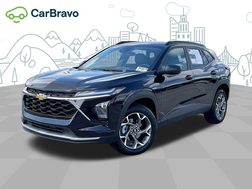 2025 Chevrolet Trax LT — photo 1 of 7