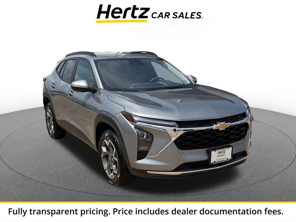 2025 Chevrolet Trax LT — photo 1 of 1