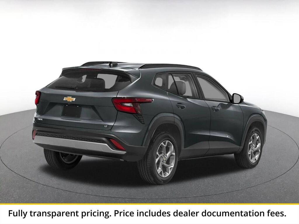 2025 Chevrolet Trax LT — photo 1 of 1