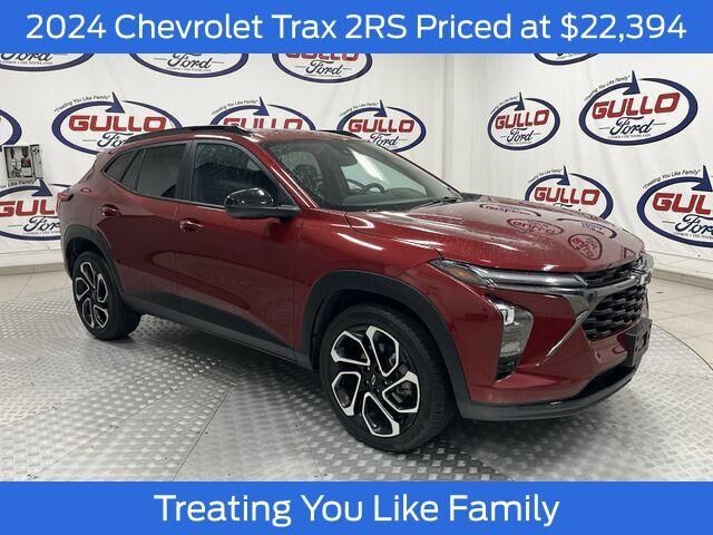 2024 Chevrolet Trax RS — photo 1 of 13