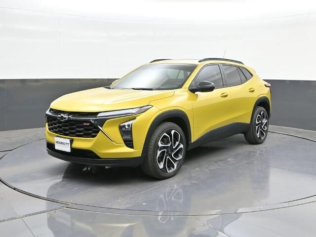2024 Chevrolet Trax RS — photo 1 of 13