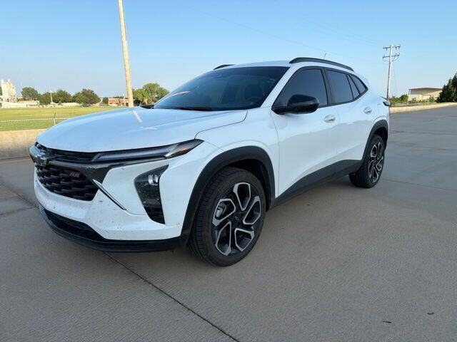 2025 Chevrolet Trax RS