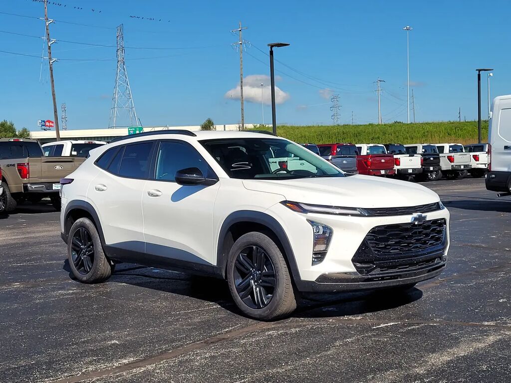 2024 Chevrolet Trax ACTIV — photo 1 of 11