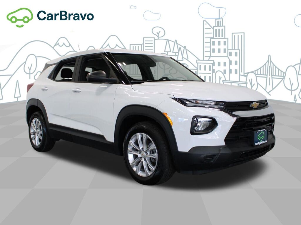 2023 Chevrolet Trailblazer LS — photo 1 of 7