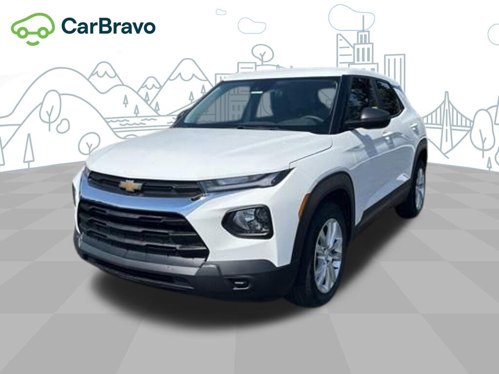 2023 Chevrolet Trailblazer LS — photo 1 of 7