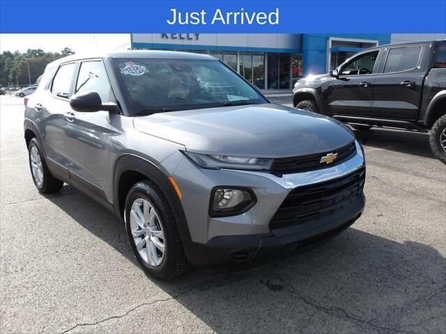 2023 Chevrolet Trailblazer LS — photo 1 of 13