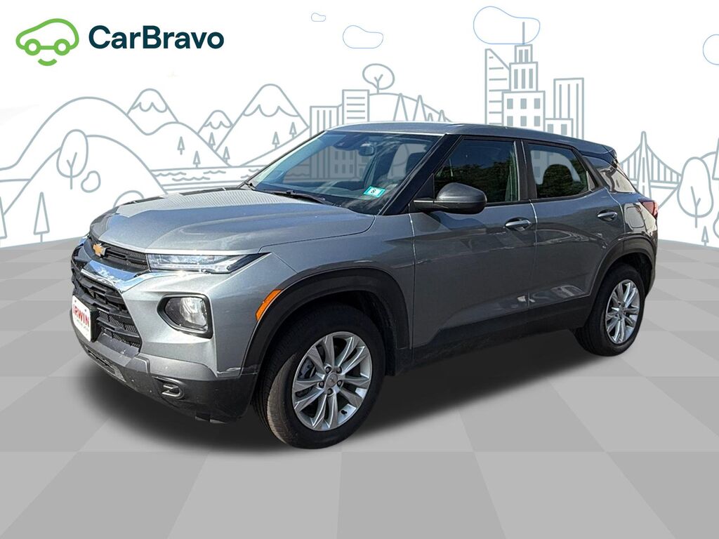 2023 Chevrolet Trailblazer LS — photo 1 of 7