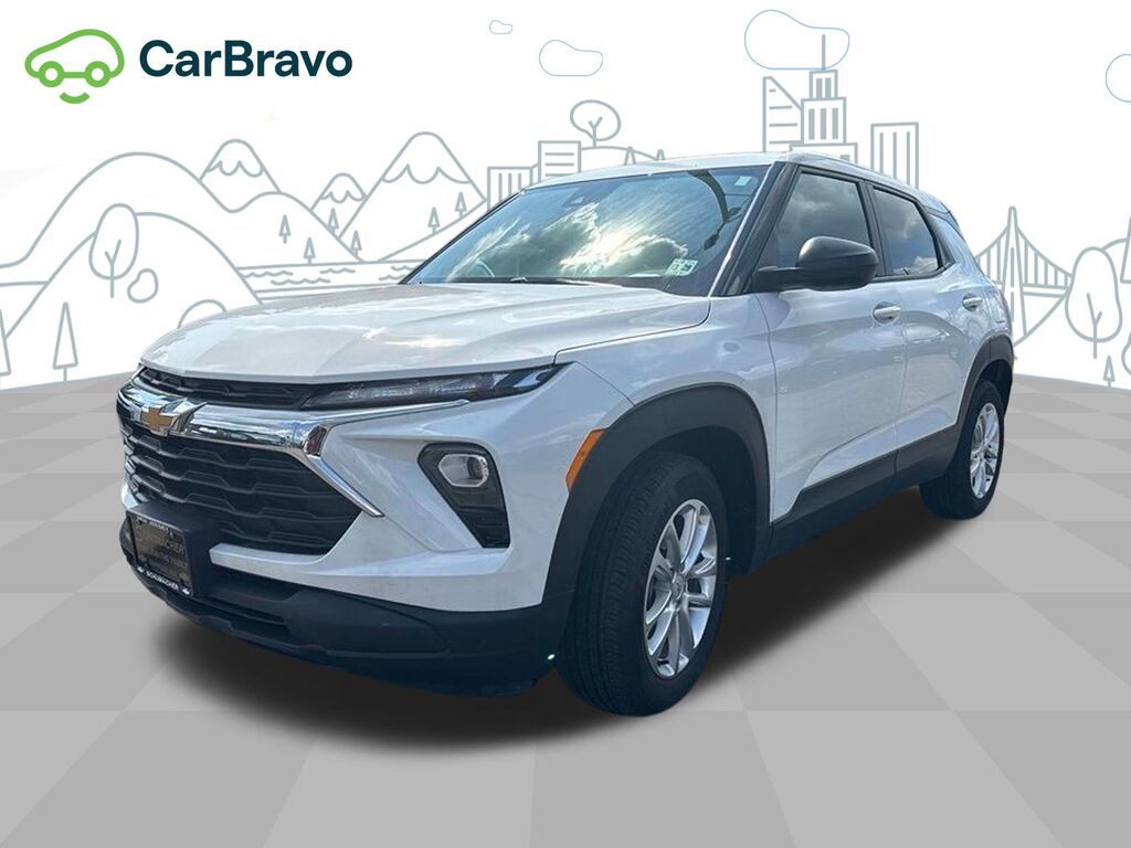 2024 Chevrolet Trailblazer LS — photo 1 of 7