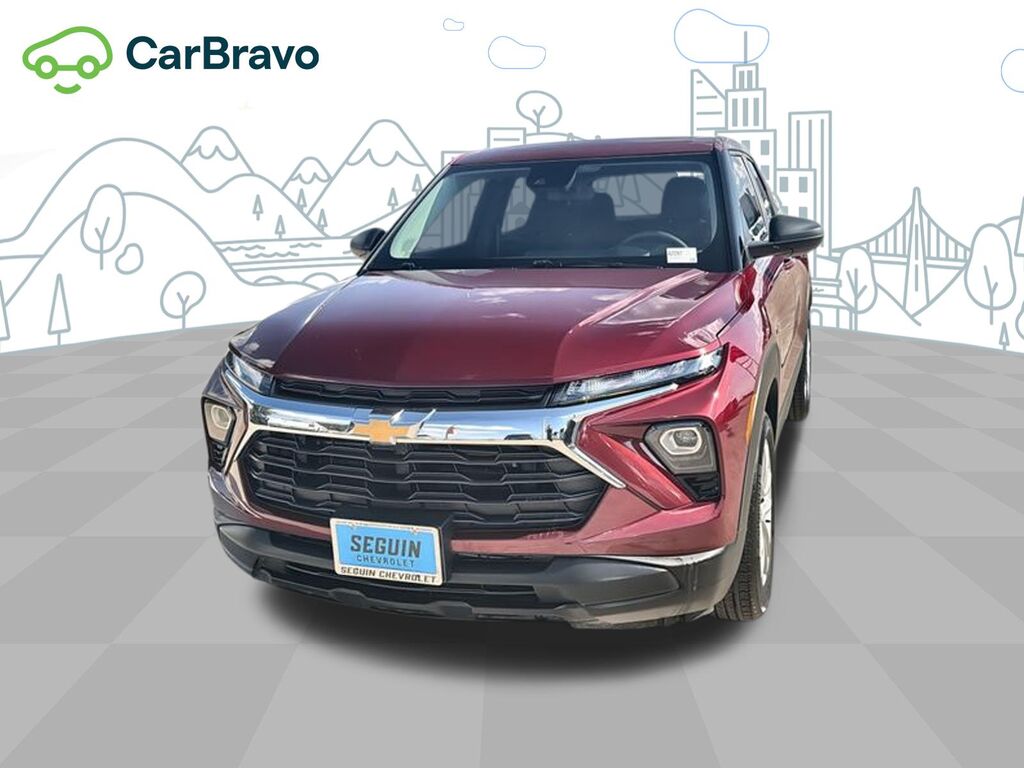 2025 Chevrolet Trailblazer LS — photo 1 of 7