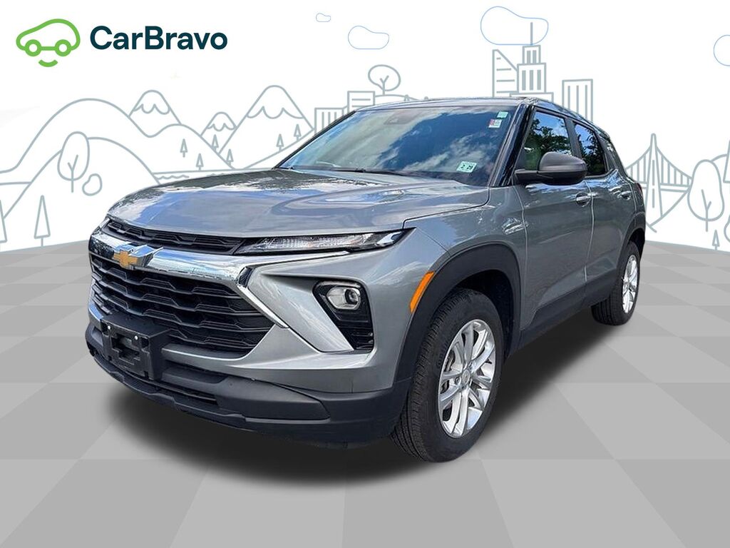 2024 Chevrolet Trailblazer LS — photo 1 of 7