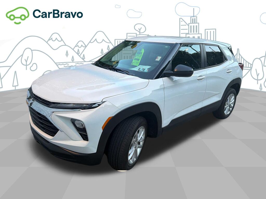 2024 Chevrolet Trailblazer LS — photo 1 of 7
