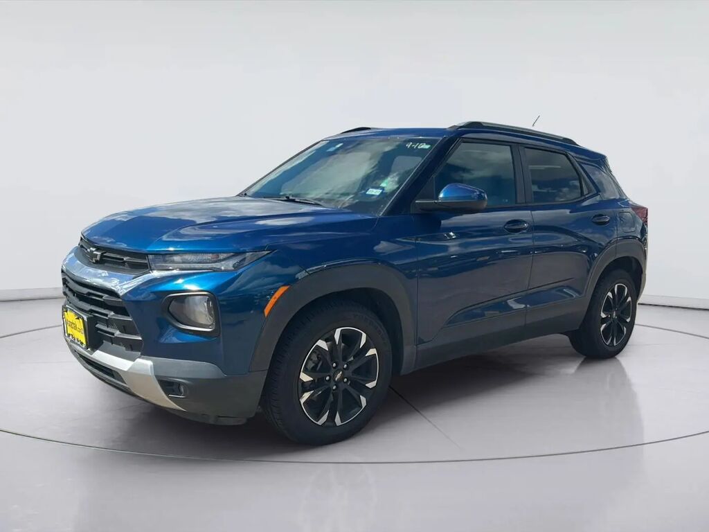 2021 Chevrolet Trailblazer LT — photo 1 of 10