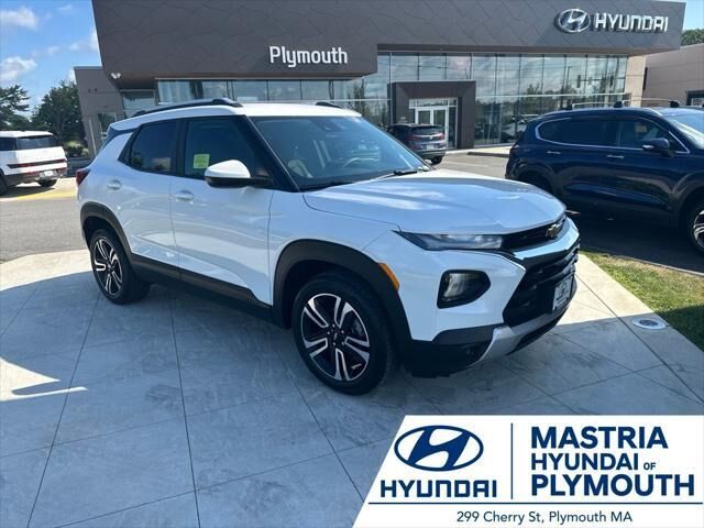 2023 Chevrolet Trailblazer LT — photo 1 of 13