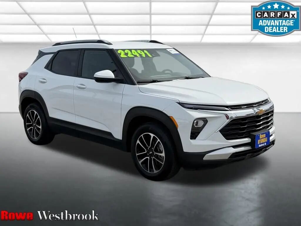 2024 Chevrolet Trailblazer LT — photo 1 of 13