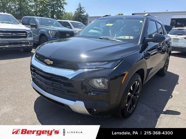 2021 Chevrolet Trailblazer LT — photo 1 of 13