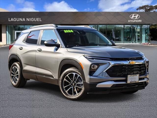 2024 Chevrolet Trailblazer LT — photo 1 of 13